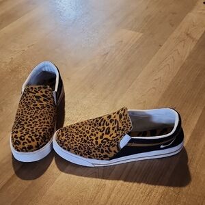 Nike White and Gold Leopard Print Sneakers